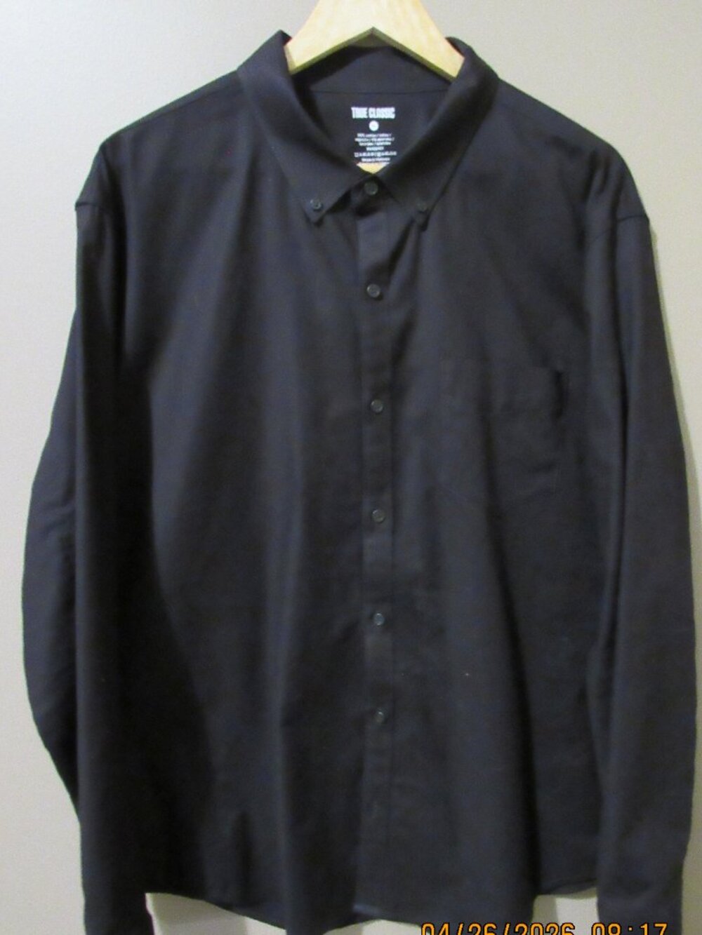 True Classic Black Long-Sleeve Button-Down Men's Shirt - XL